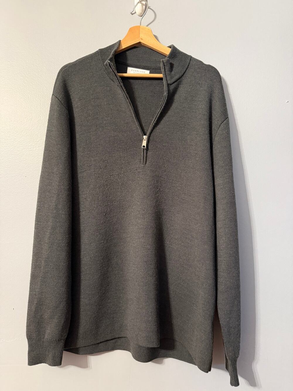 Everlane Men’s Premium 70% Wool Ribbed Quarter-Zip Sweater Charcoal Gray Size L